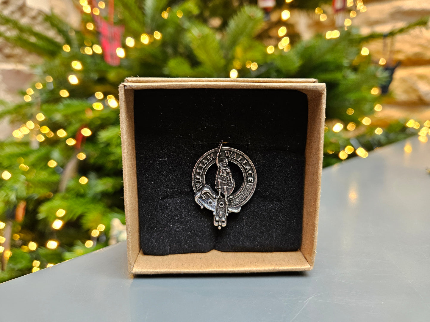 Wallace Monument / William Wallace Pewter Pin Badge