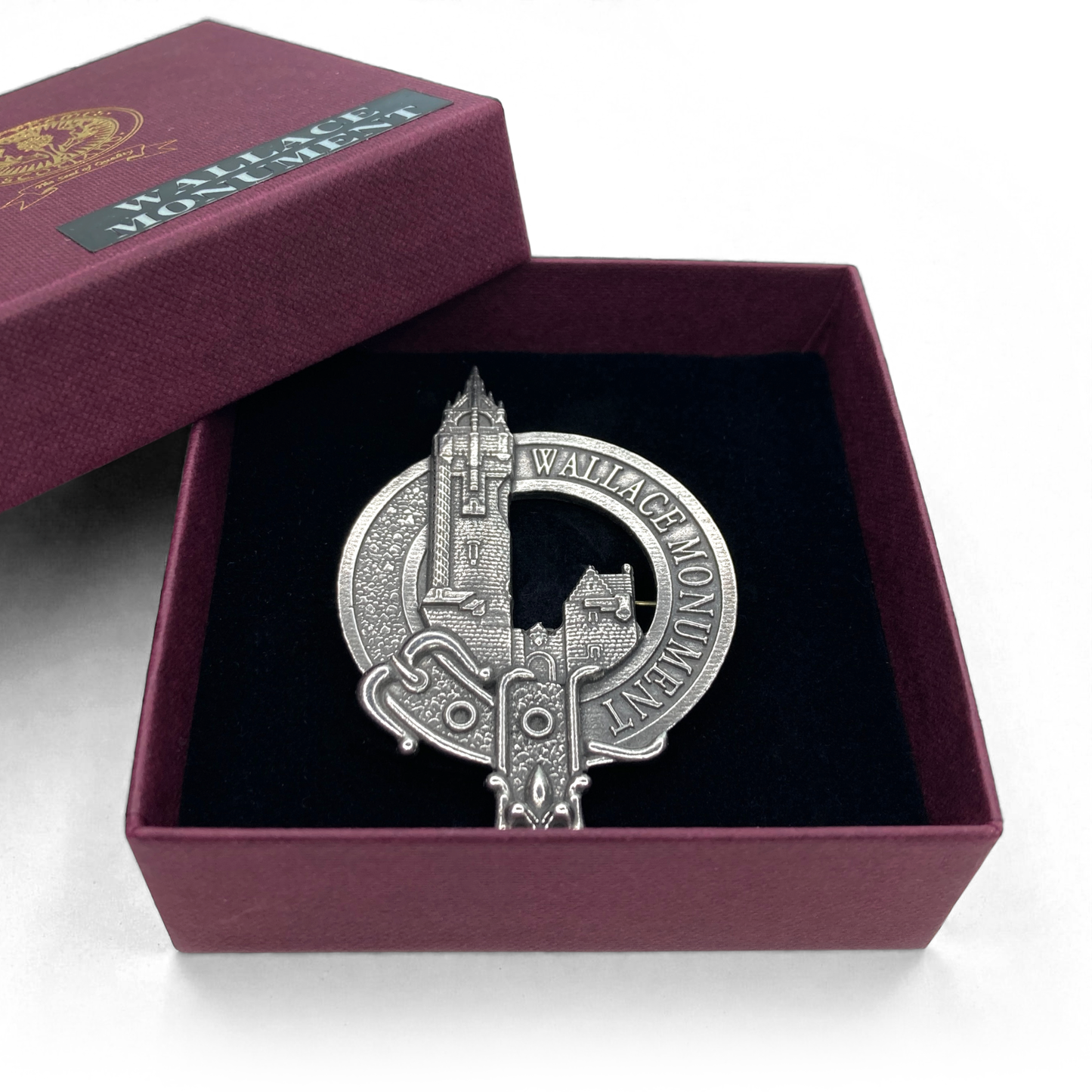 The National Wallace Monument pewter badge